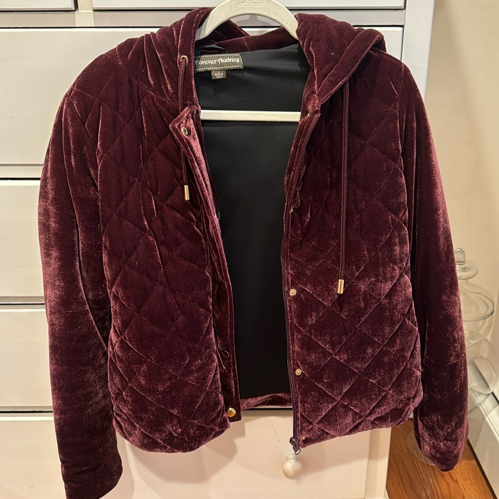 Burgundy velour jacket ! Worn once